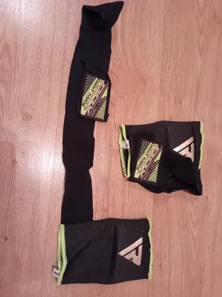 Mitones de boxeo RDX talla M.