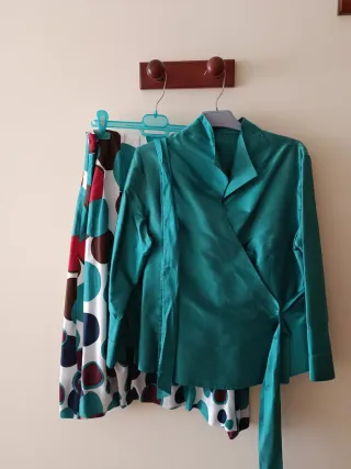 Conjunto fiesta falda y blusa