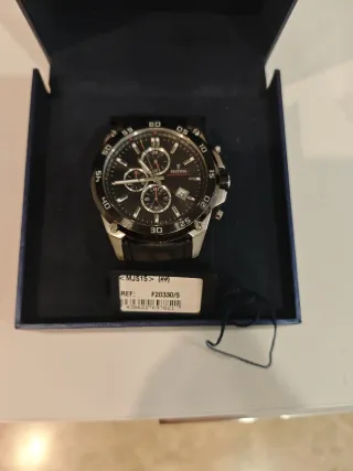 Reloj Festina Cronógrafo Negro y Plateado