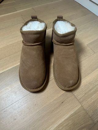 Botas UGG Mini Clásicas Talla 38