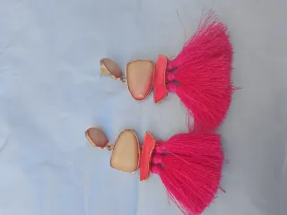 Pendientes largos mujer dorados y rosas