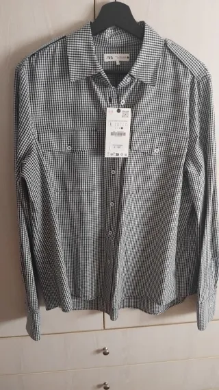 Camisa Zara cuadros blanco y negro Talla L