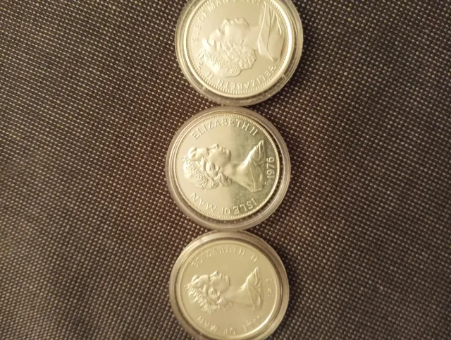 3 Monedas Isabel II Isle of Man 1976,1972 y 2001