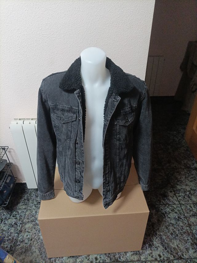 Chaqueta Zara borrego negra Talla M