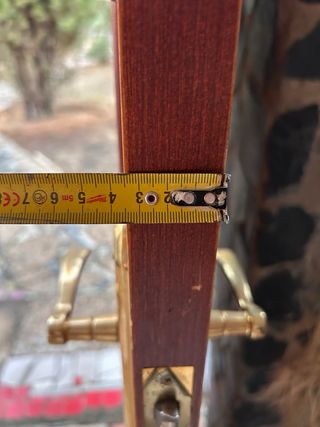 Puerta madera maciza