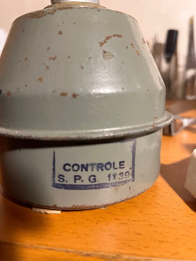 Máscara de gas belga L.702 (1939)