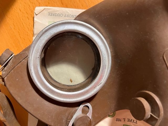 Máscara de gas belga L.702 (1939)