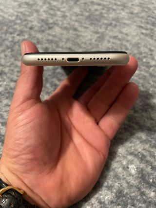 iPhone 11 128GB funciona pero olvidé lacontraseña