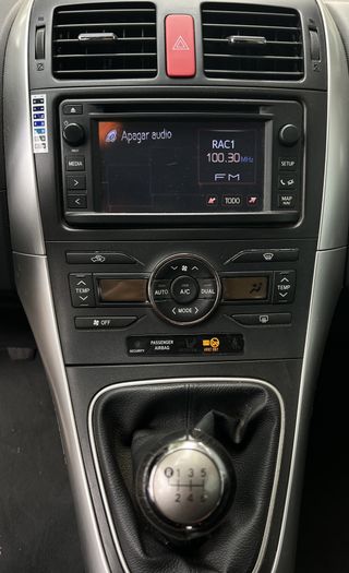 155€/Mes Toyota Auris 1.6 130cv 158.000km 2012