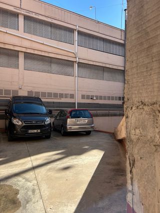 Plaza de garaje centro L'Hospitalet