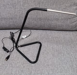 Lámpara Escritorio LED USB. Ikea Harte