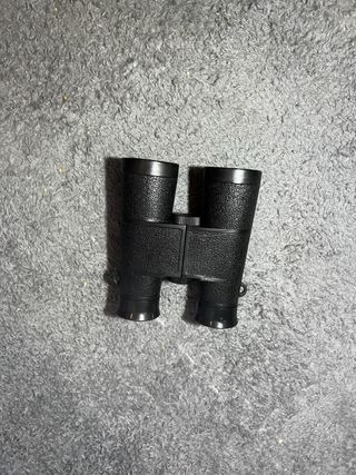Prismáticos negros