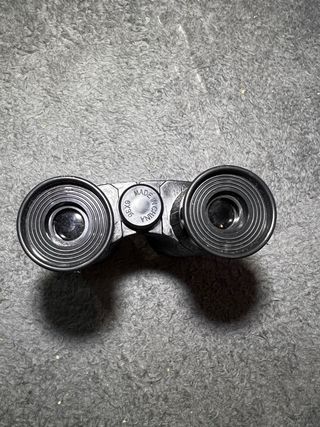 Prismáticos negros