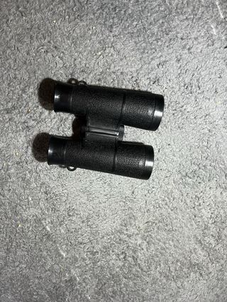 Prismáticos negros
