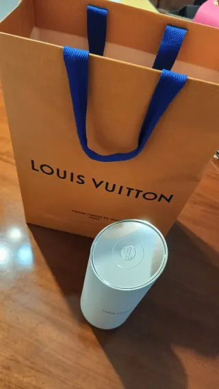 Busta e scatola profumo Louis Vuitton