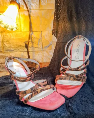 Azarey talla 37 sandalias piel