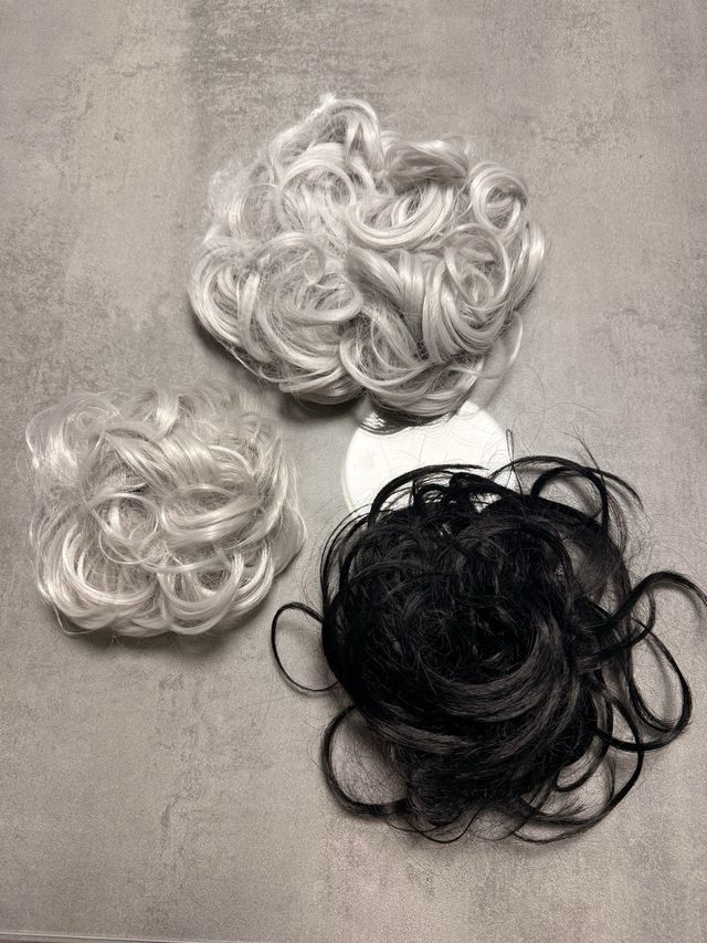 Lote 3 moños postizos pelo rizado