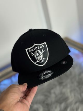 Gorra Mitchell & Ness Negra y Gris