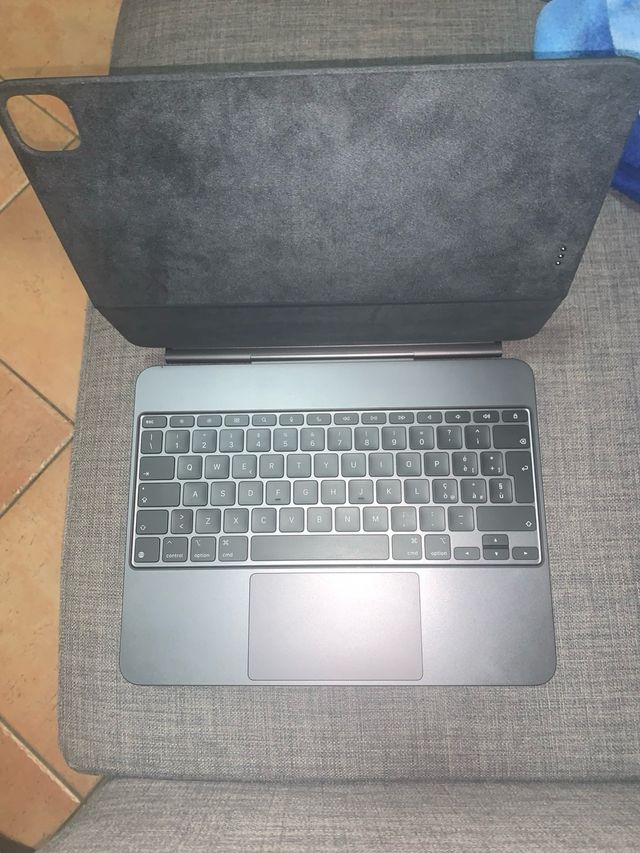 iPad Pro 13” M4 256GB + Tastiera + Pencil Pro