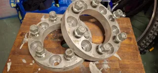 2 Separadores Llantas Nissan Navara D22