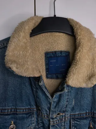 Cazadora vaquera Zara sherpa hombre