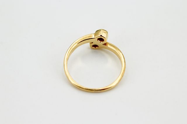 Anillo De Oro De 18K.. Ref: 003-01-02451