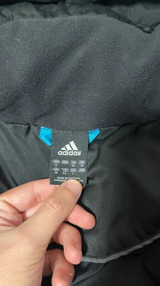 Abrigo de plumas Adidas negro