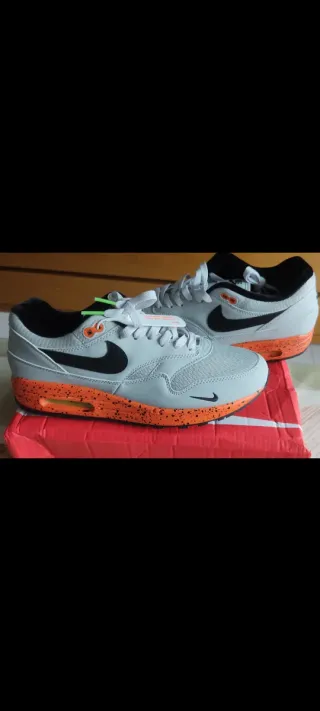 Nike Air Max 1 Gris Naranja Nuevas