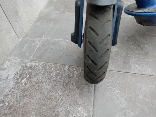 Patinete Eléctrico Azul