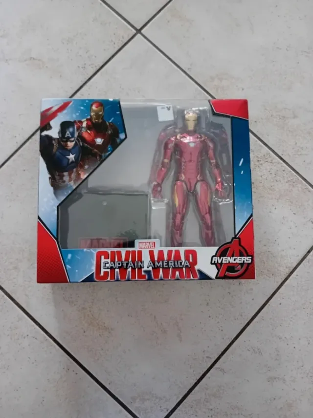 Action Figure Iron Man Civil War Marvel
