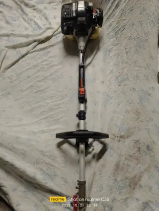 Desbrozadora STERNBERG 26cc