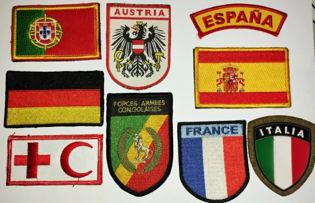 Lote 9 Parches Militares Identificación