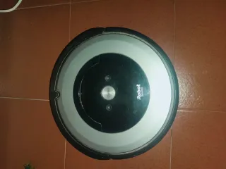 Robot aspirapolvere Roomba