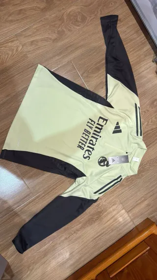 Chándal Madrid Niño Talla 16 Temporada 25/26