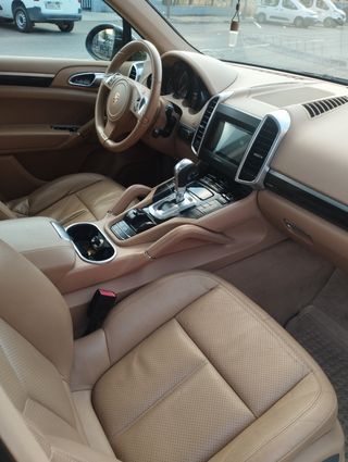 PORSCHE CAYENNE DIESEL 245CV 2014 (VENDO O CAMBIO)