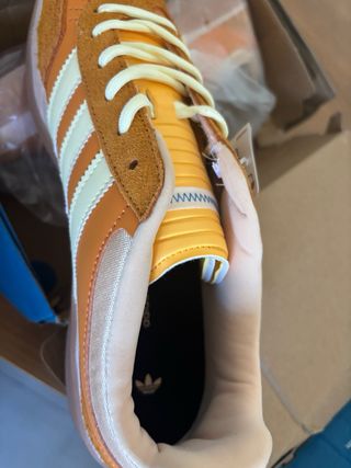 zapatos de deporte naranjas Talla 45 Nuevos 