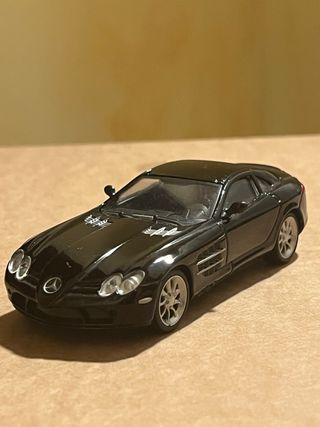 Mercedes Benz SLR