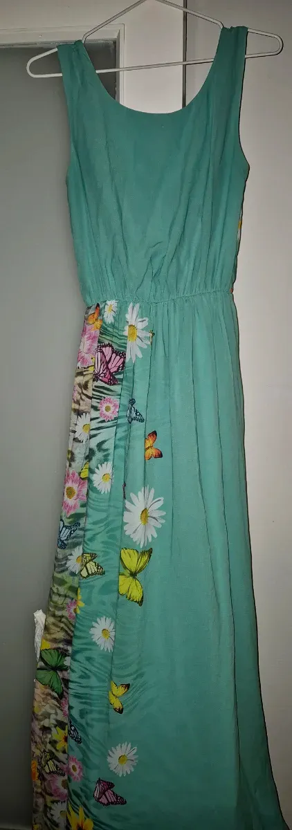 Vestido largo estampado mariposas y flores