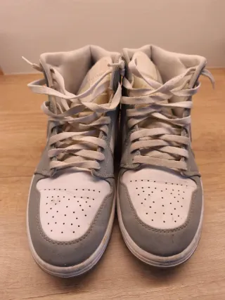 Nike Air Jordan Talla 42 Gris Blanco