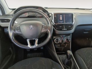 Peugeot 2008 1.2 PureTech Style