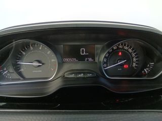 Peugeot 2008 1.2 PureTech Style