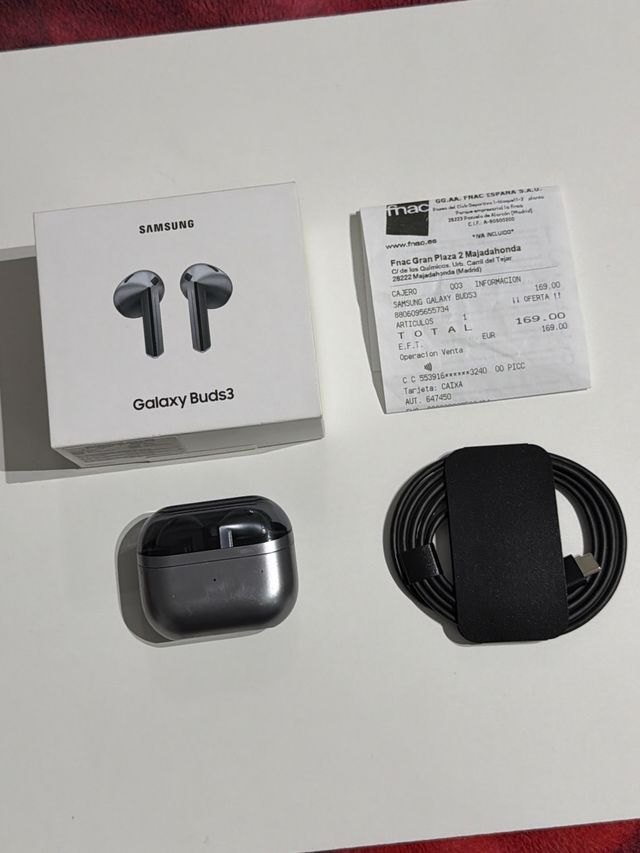 Samsung Buds 3 CON FACTURA, CAJA Y CABLE