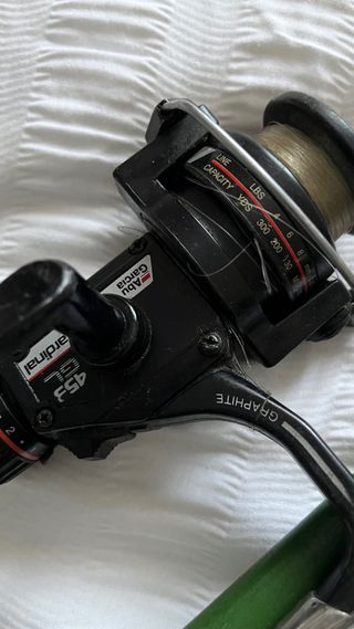 Caña y carrete Abu García Cardinal 453 GL grafito