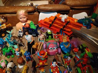 Lote figuras acción y juguetes varios