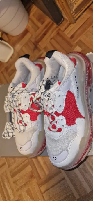Balenciaga Triple S Rojo/Blanco con camara de air
