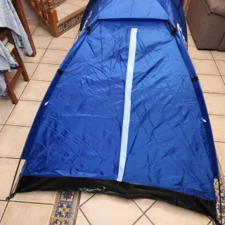 Tienda de campaña azul 2 personas
