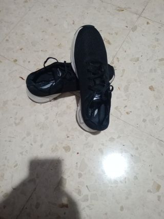 Zapatillas deportivas negras