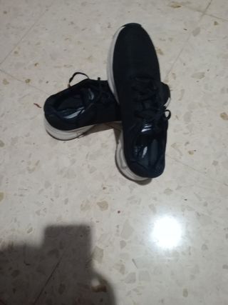 Zapatillas deportivas negras