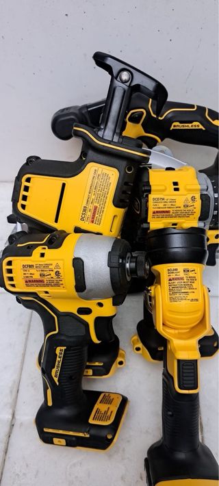 Sierra Circular Inalámbrica DeWalt DCS565
