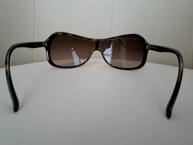 Occhiali da sole Ray-Ban RB 4086 710/13 3N